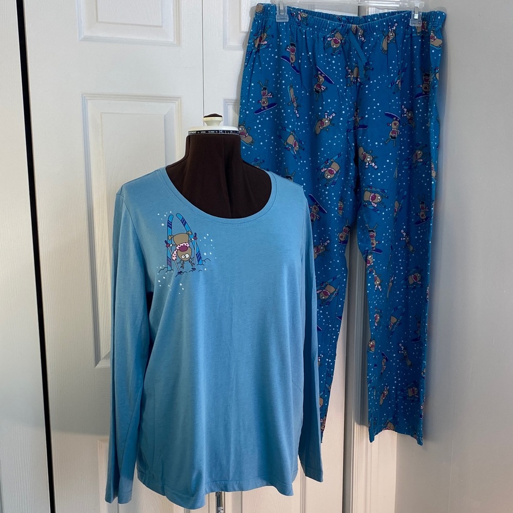 2 for $25 - 2 Piece Reitmans Blue Fun Ski Print Pajama Set, 2X Plus